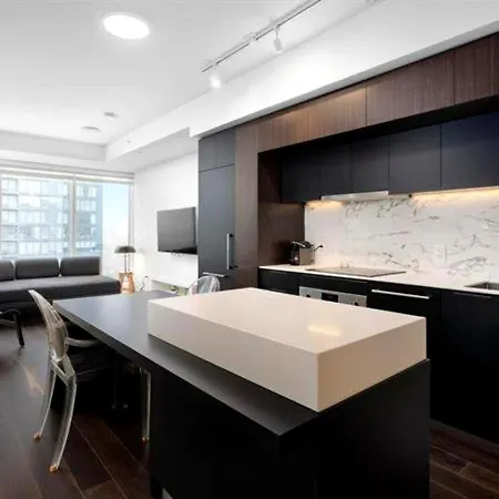 Spectacular Skyline Views - Downtown Montreal - Luxury Condo & Penthouse Room photo